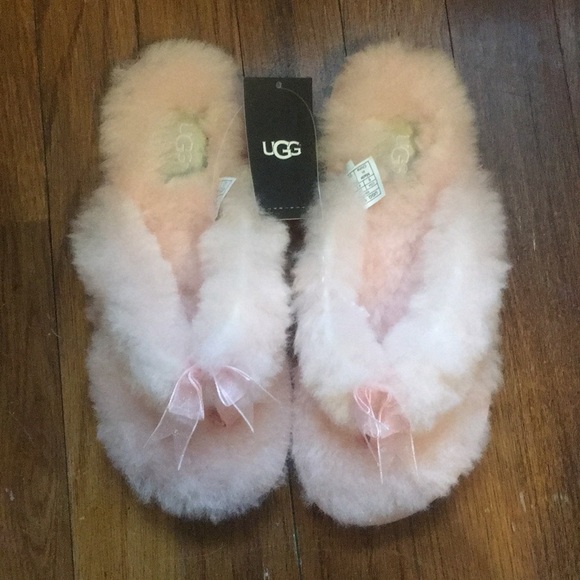 UGG Shoes - Ugg Fluff Flip Flop Slippers